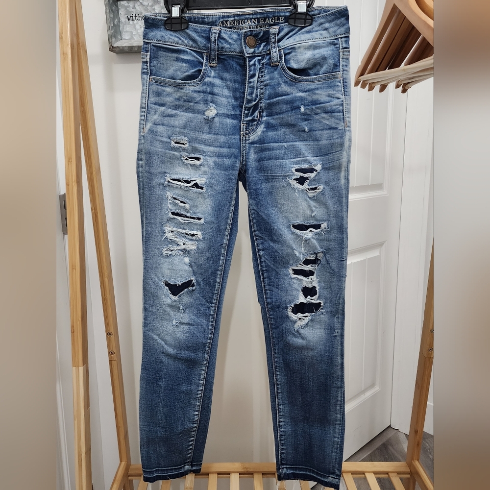 American Eagle High Rise Jegging Crop, Super Stretch, Size 2.